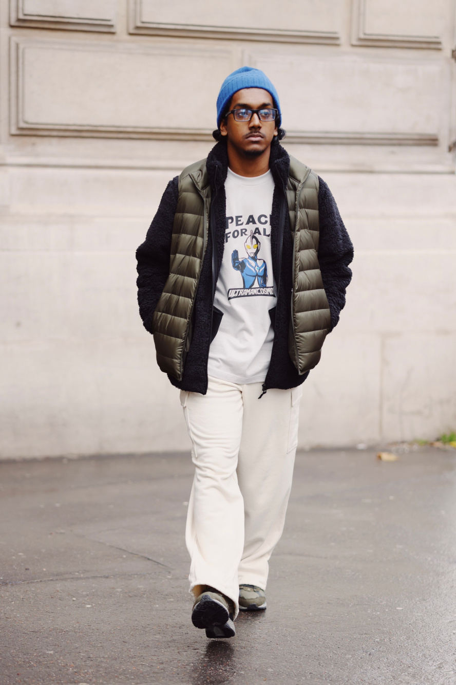 Check styling ideas for「SWEAT CARGO PANTS、COACH JACKET」