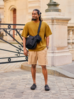 Multi Pocket Shoulder Bag | UNIQLO US
