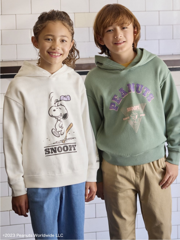 uniqlo peanuts sweatshirt