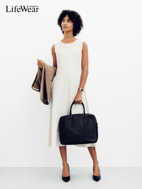 AIRism Gaun Ultra Stretch Tanpa Lengan