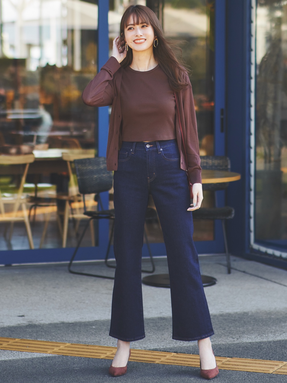 ライトｖネックカーディガン 長袖 リブクロップドt 半袖 を使った着こなし ユニクロ