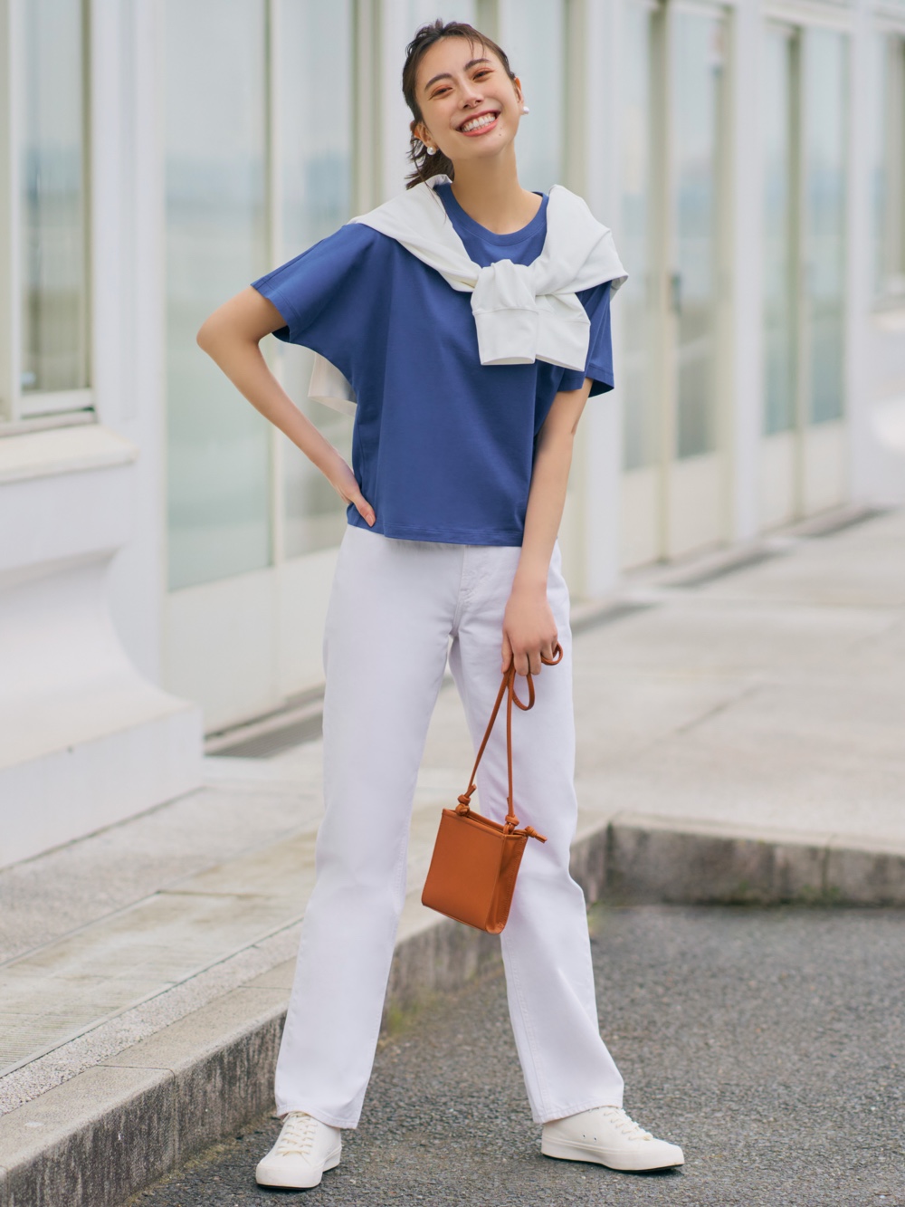 クルーネックt 半袖 エアリズムuvカットメッシュパーカ リラックス 長袖 を使った着こなし ユニクロ