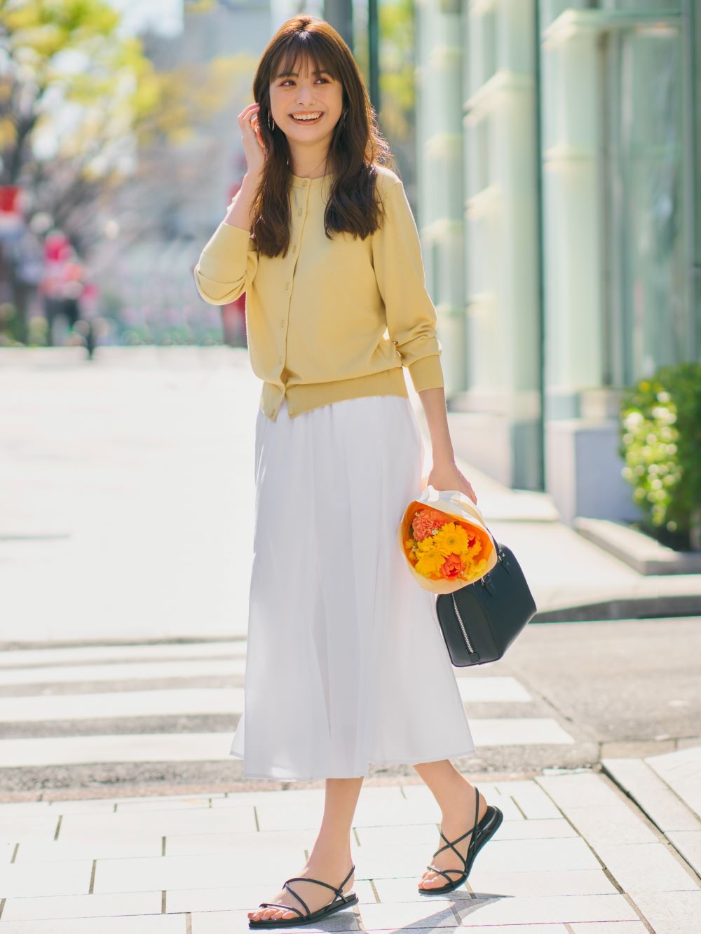 プリントvネックフレアワンピース 7分袖 標準丈 115 5 126 5 Uvカットクルーネックカーディガン 長袖 を使った着こなし ユニクロ