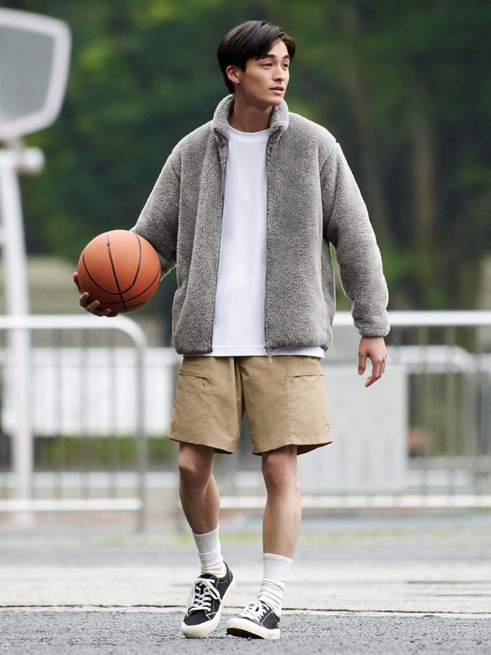 Oversized Offcl T-shirt & Basketball Short