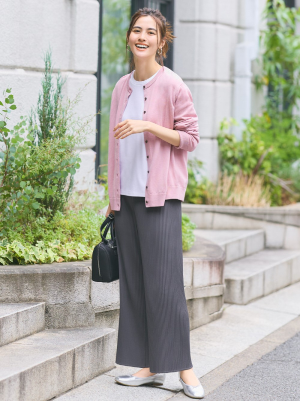 WOMEN PLEATED STRAIGHT PANTS