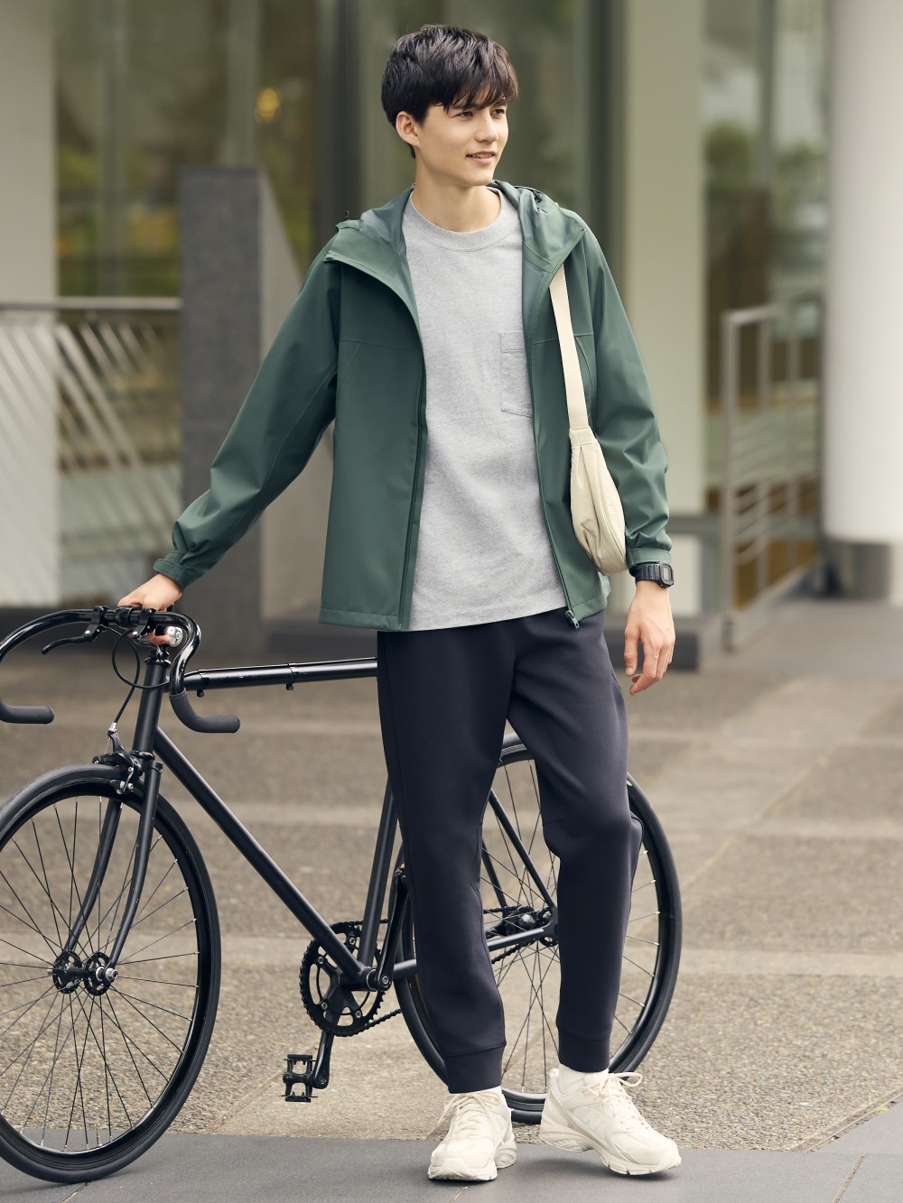 Uniqlo store blocktech parkas