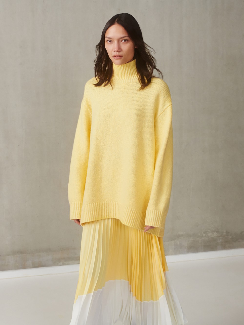 Uniqlo mustard skirt sale