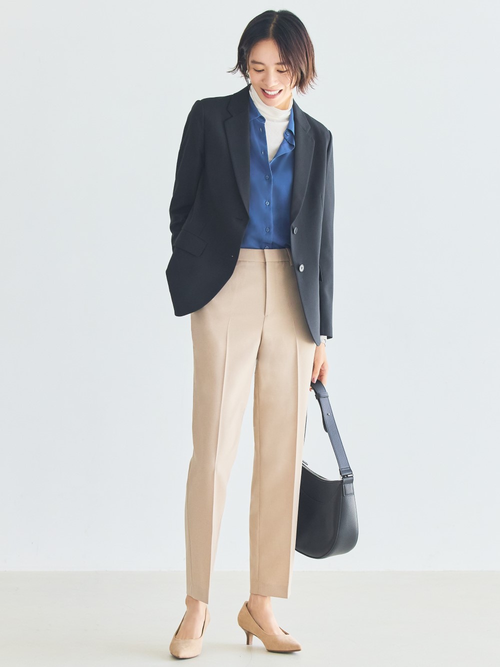 Shop looks for「Rayon Long-Sleeve Blouse、Smart Ankle Pants (2-Way