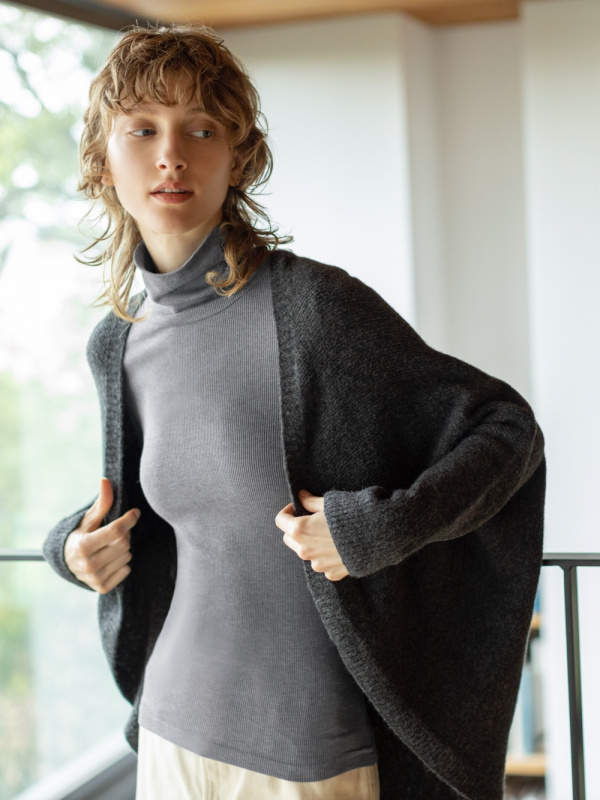 Uniqlo 3d cocoon sweater sale