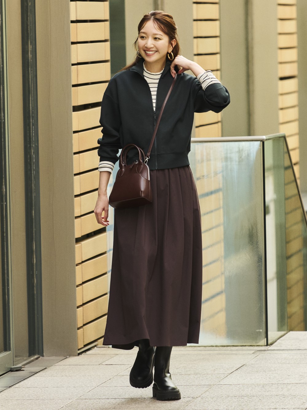 Shop looks for「Volume Long Skirt、AIRism Cotton Cropped Tube BRA TOP」