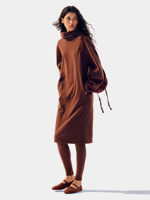 Uniqlo 2025 turtleneck dress