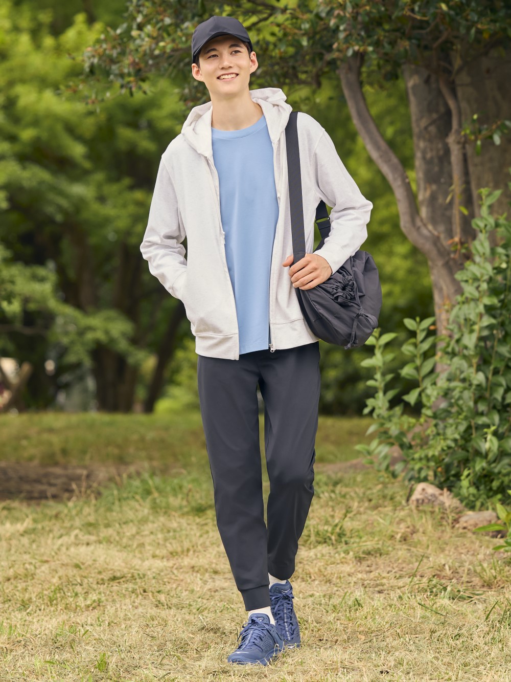 AIRism UV Protection Full-Zip Hoodie