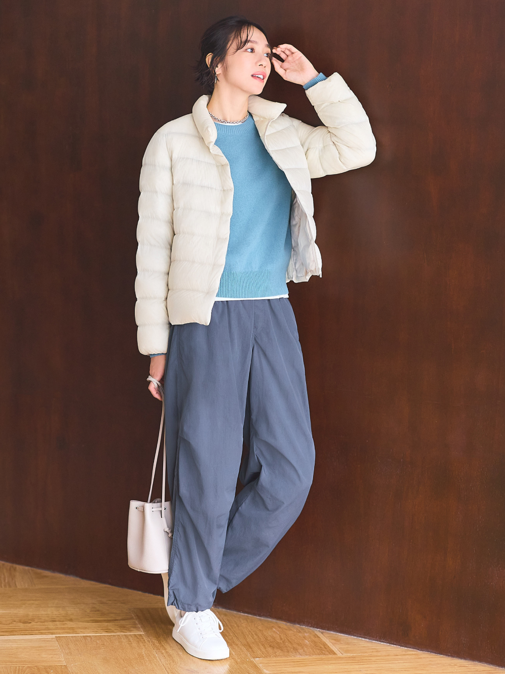 Shop looks for「Wide Straight Cargo Pants」