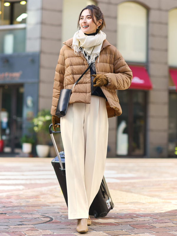 Clearance Withdrawal Cabinet Long Super Light Down Cotton Clothes Women -  China Down Jackets price