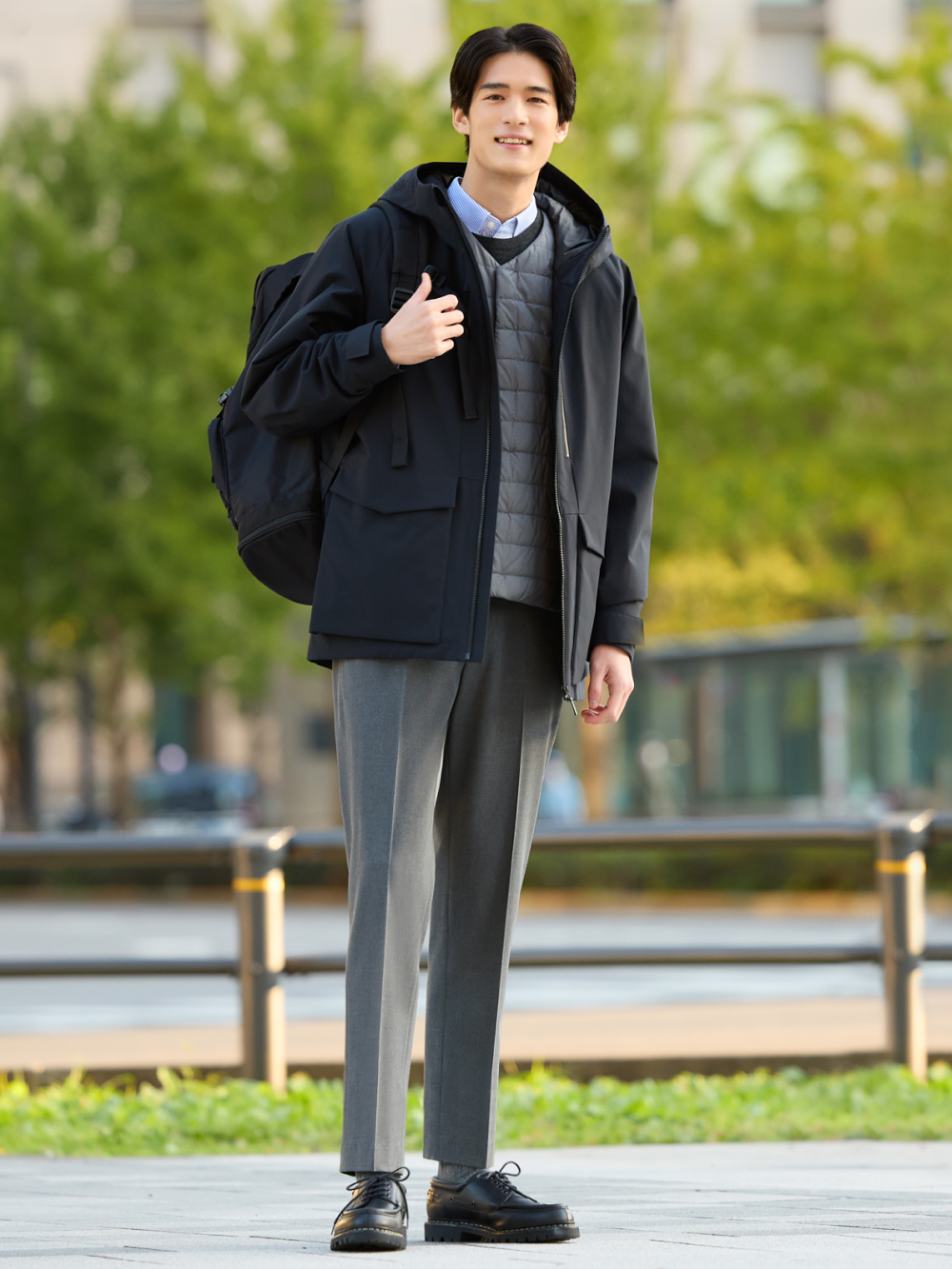 Check styling ideas for「Hybrid Down Parka (3D Cut)、Smart Ankle Pants (2-Way  Stretch Corduroy)」