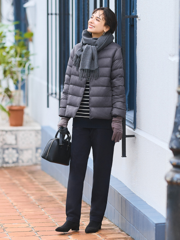 Shop looks for「Washable Milano Ribbed Crew Neck Long Sleeve Sweater、Cotton  Relaxed Ankle Pants (Denim)」