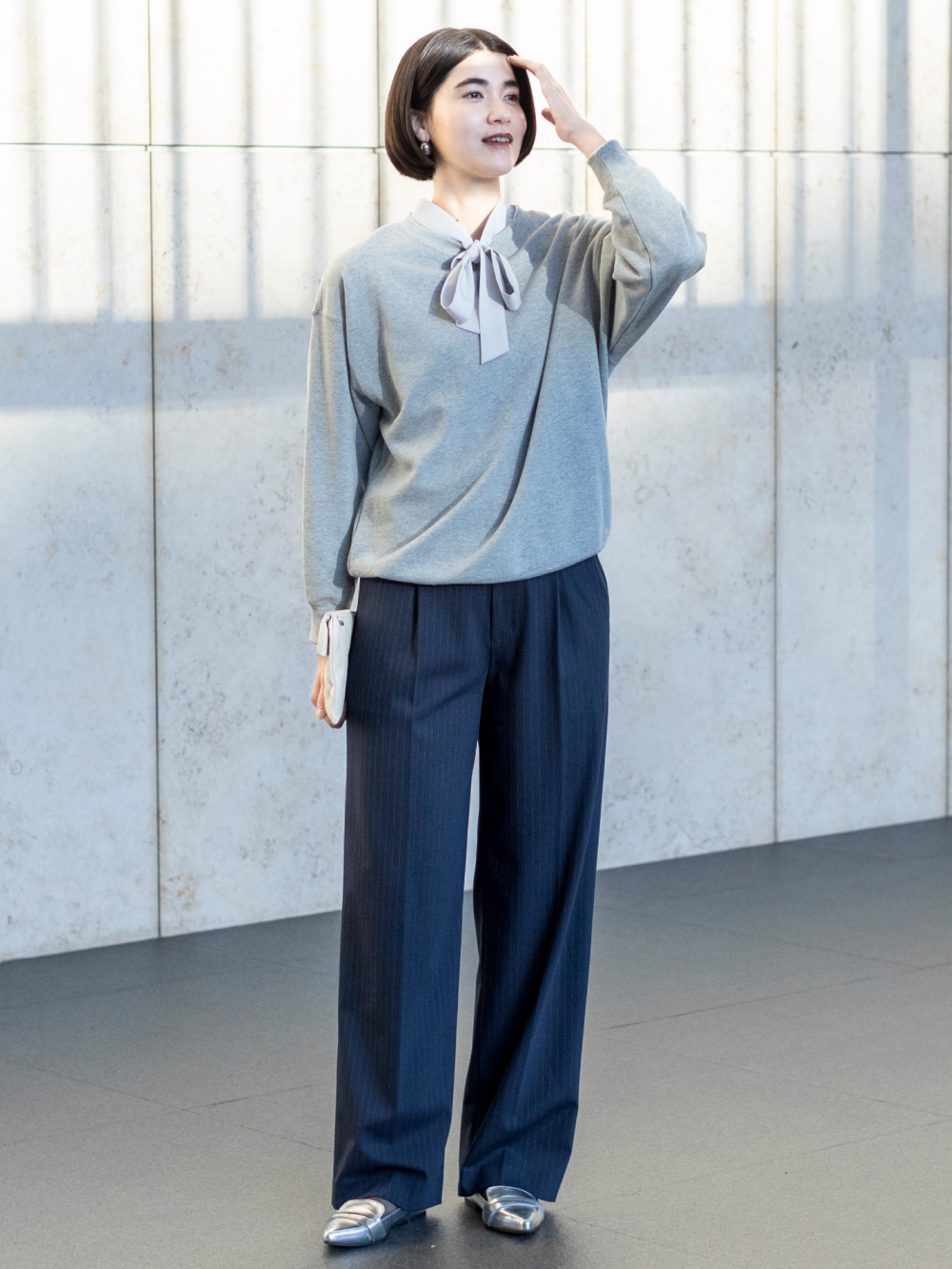 Shop looks for「Ultra Stretch AIRism Cropped Short-Sleeve T-Shirt、Wide-Fit  Pleated Pants (Pinstripe)」