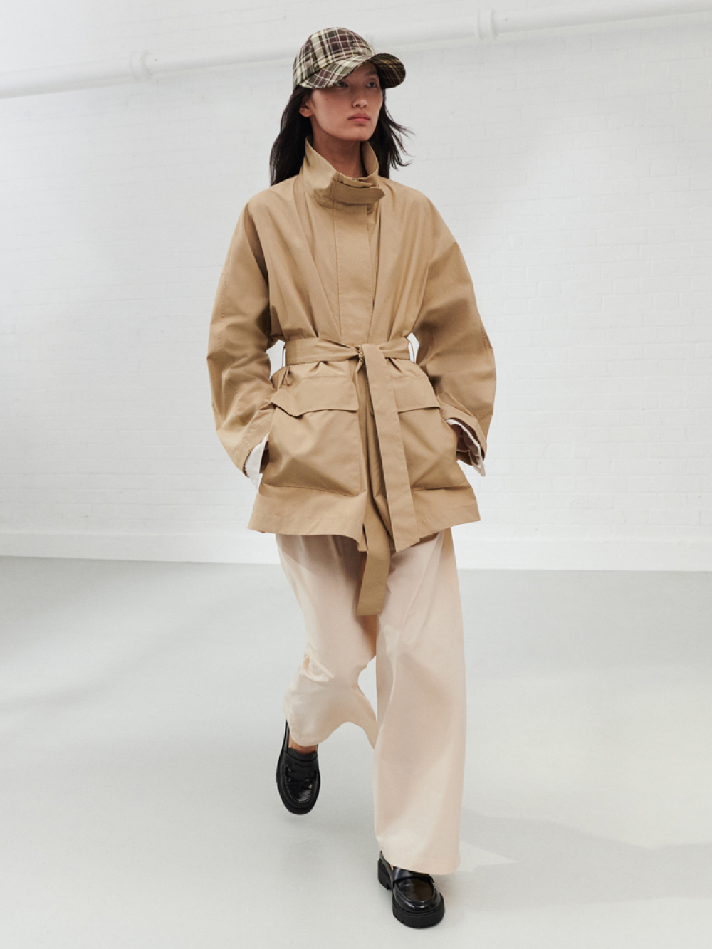 WOMEN'S STAND COLLAR OVERSIZED COAT | UNIQLO TH