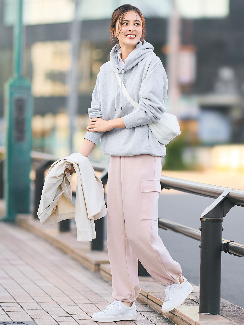 Wanderlust Legging - Grey  Fashion, Fashion outfits, Grey hoodie