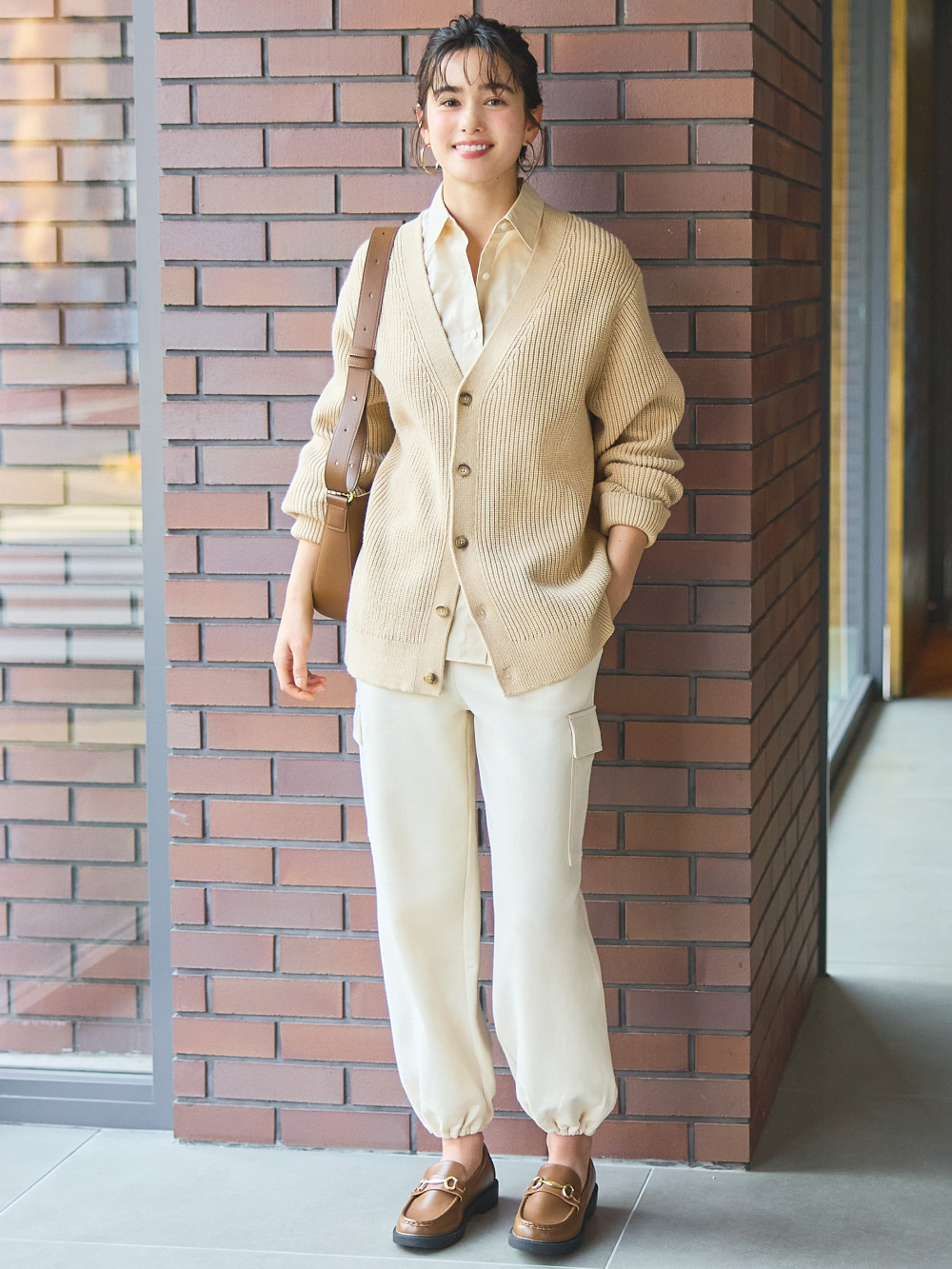 Shop looks for「Middle Gauge V Neck Long Sleeve Cardigan、Smart Ankle Pants  (Wool Like - Longer Length 76 cm)*」