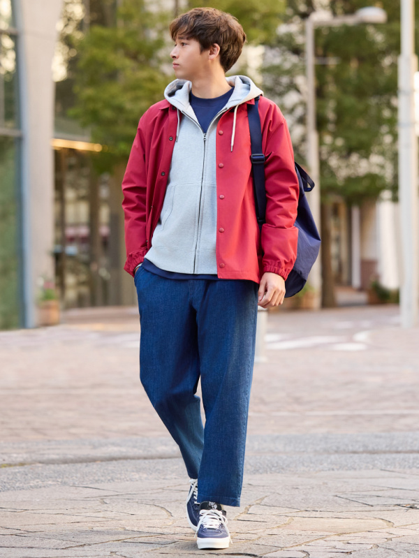 Red deals hoodie uniqlo