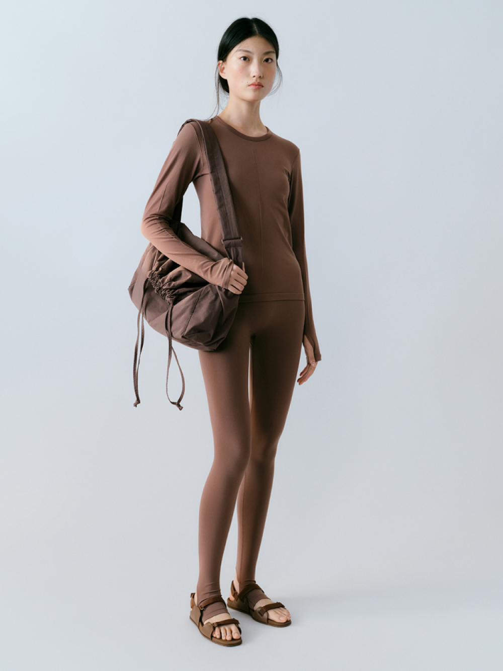 Styling ideas using 「DOUBLE FACE PANTS (INSEAM 6668CM)、AIRism UV