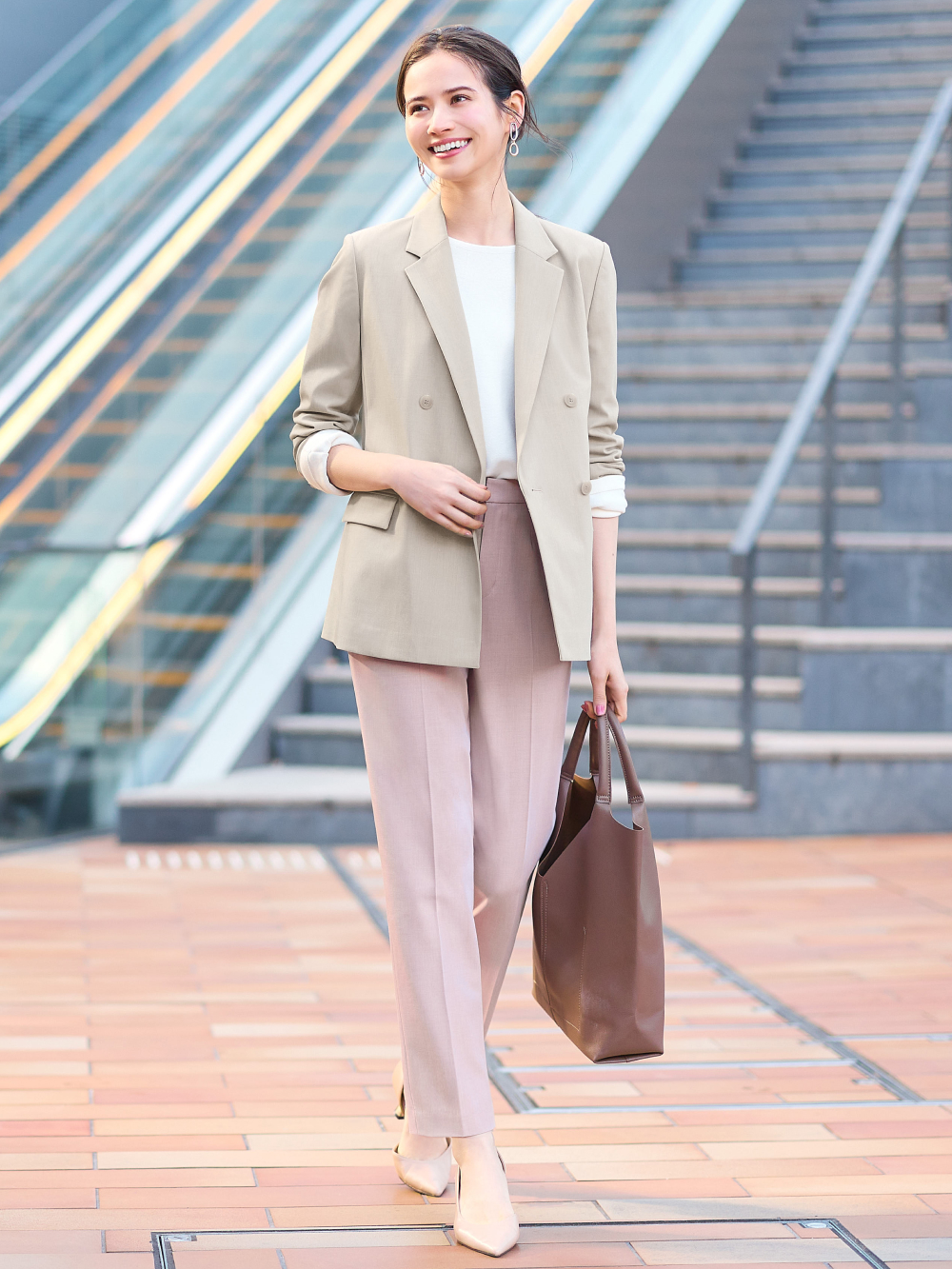 Shop looks for「AirSense Jacket、Smart Ankle Pants (2-Way Stretch)」