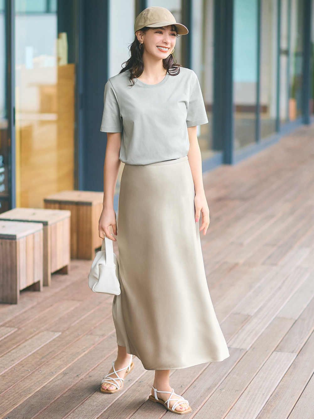Shop looks for UNIQLO C Stand Collar Oversized Coat UNIQLO C Pleated Skirt UNIQLO AU
