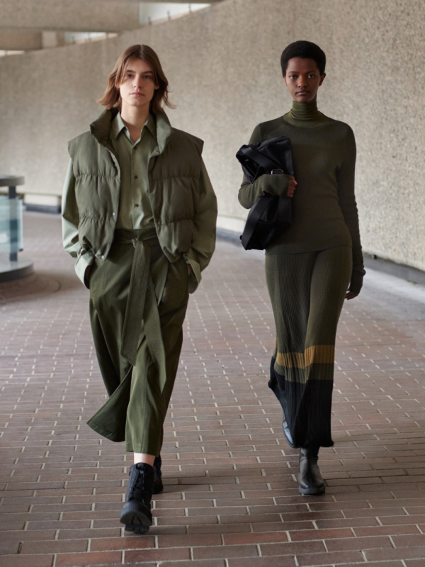 ※クリボー※　　　【人気 美品】UNIQLO C　2024AW　フーデッド 全アイテム公開】ユニクロ「UNIQLO : C」2024年秋冬コレクションが9月6