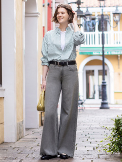 Livre de photos des différentes tenues Uniqlo. Style ID : <20019774>