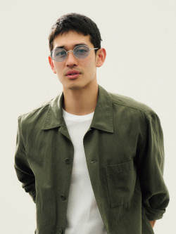 Livre de photos des différentes tenues Uniqlo. Style ID : <30015857>