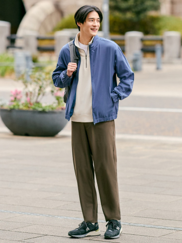 男女通用超彈性運動外套UNIQLO HONG KONG & MACAU