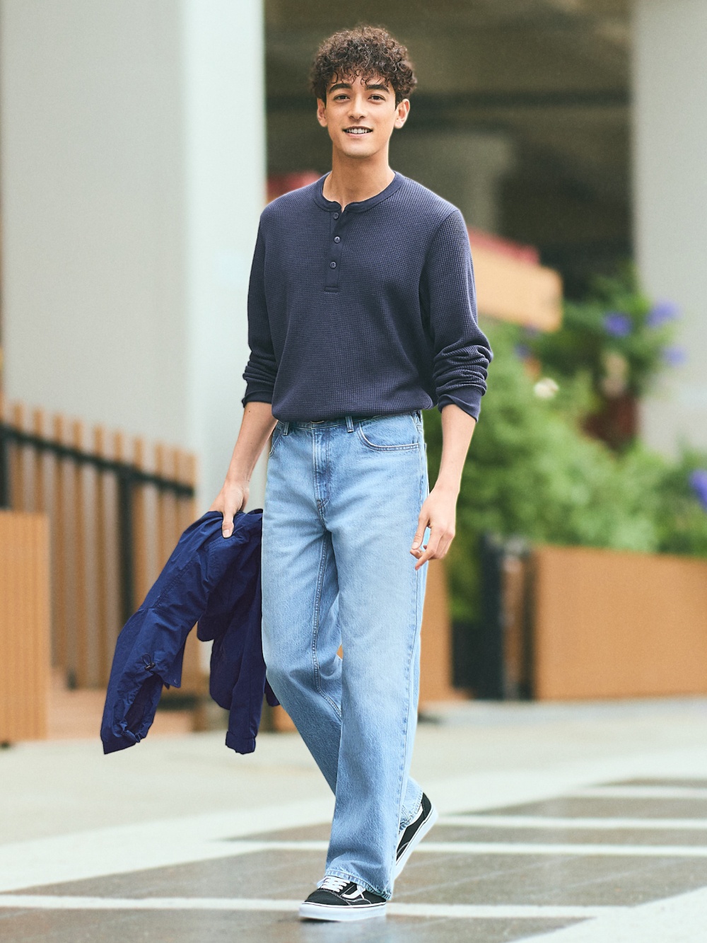 トップス Waffle henley neck long sleeve t-shirt WAFFLE HENLEY NECK LONG SLEEVE T-SHIRT | UNIQLO TH