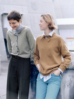 UNIQLO C ユニクロ　カシミヤクルーネックショートカーディガン ユニクロ公式 | カシミヤクルーネックショートカーディガン