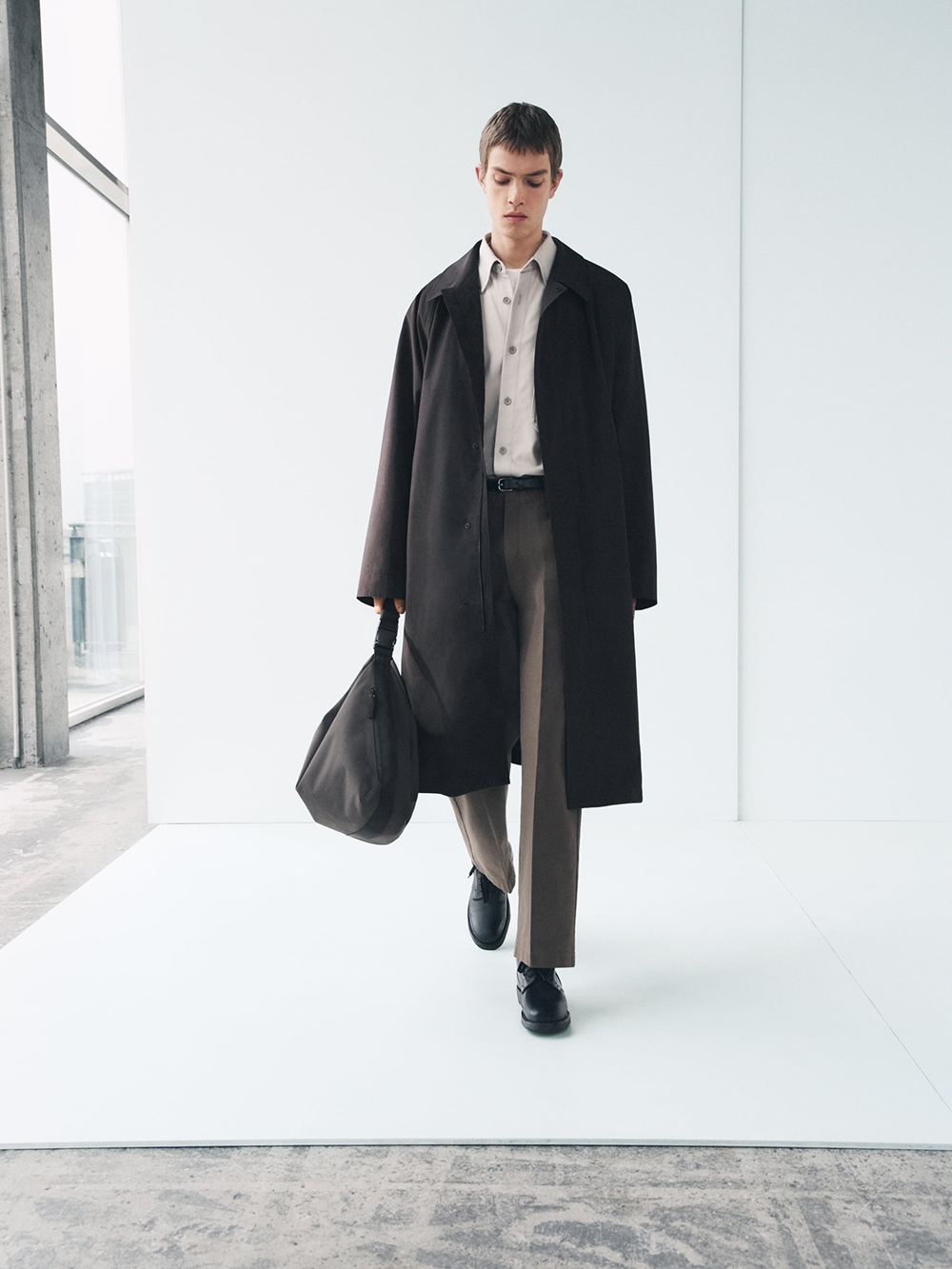 ユニクロU 25SS オーバーサイズステンカラーコート　ブラック　XS 新品・未開封】Uniqlo U オーバーサイズステンカラーコート ブラック
