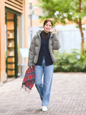 ユニクロ公式 | シームレスダウンパーカ