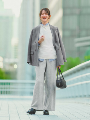 最新　ユニクロ　感動ダブルジャケット　 L ユニクロ公式 | 感動ダブルジャケットリラックスフィット