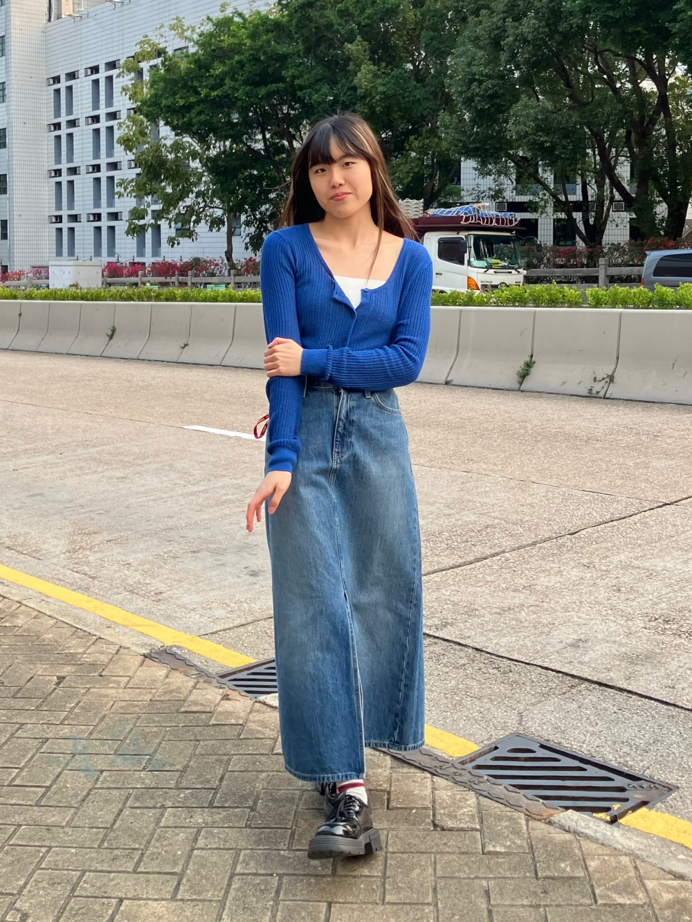 Check styling ideas for「Extra Stretch AIRism Leggings、Denim Long Skirt」