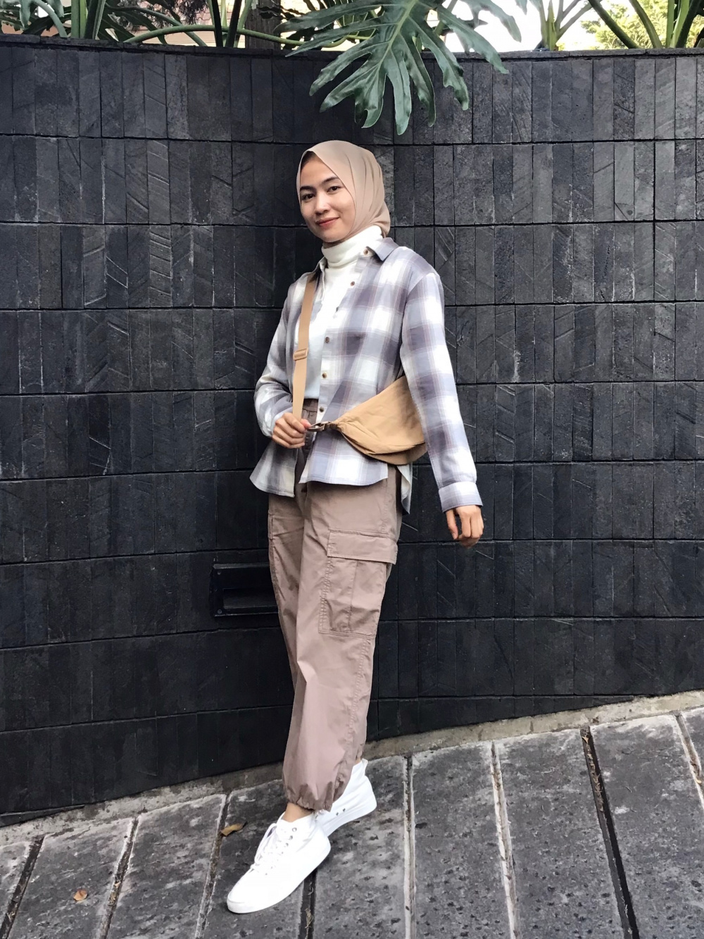 Check styling ideas for「EASY CARGO PANTS」