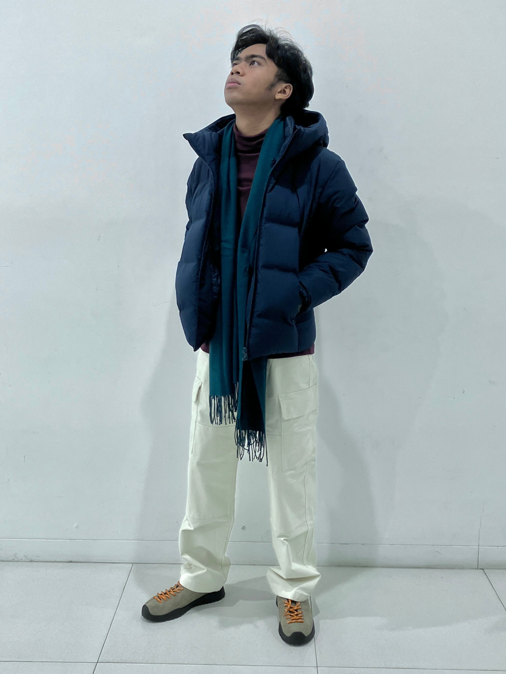 Check styling ideas for「Hybrid Down Parka (3D Cut)、HEATTECH Warm-Lined Pants」