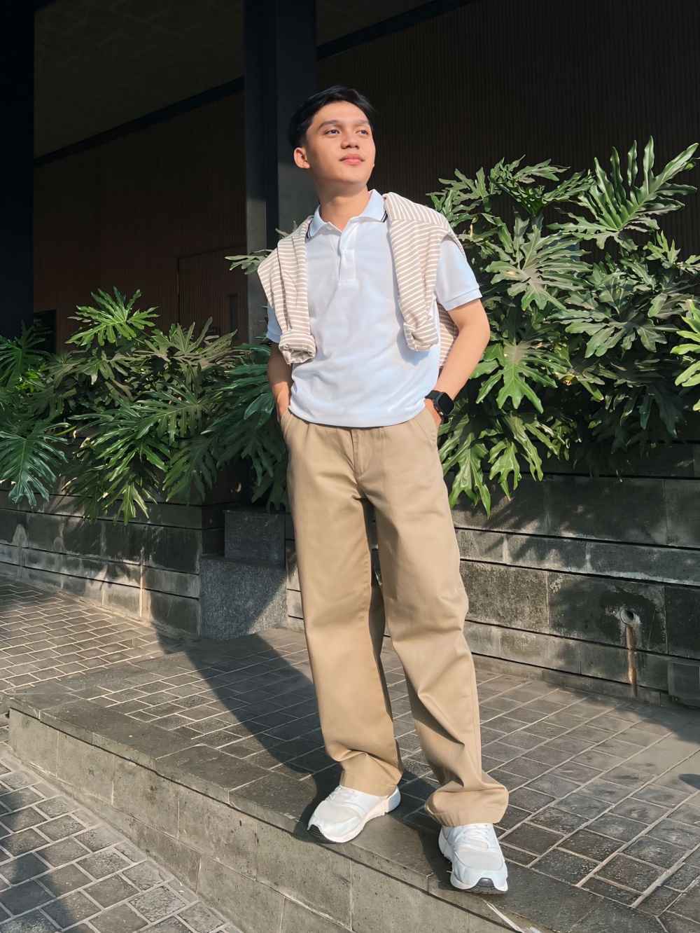 Check styling ideas for「Wide Fit Chino Pants、Italian Oiled 