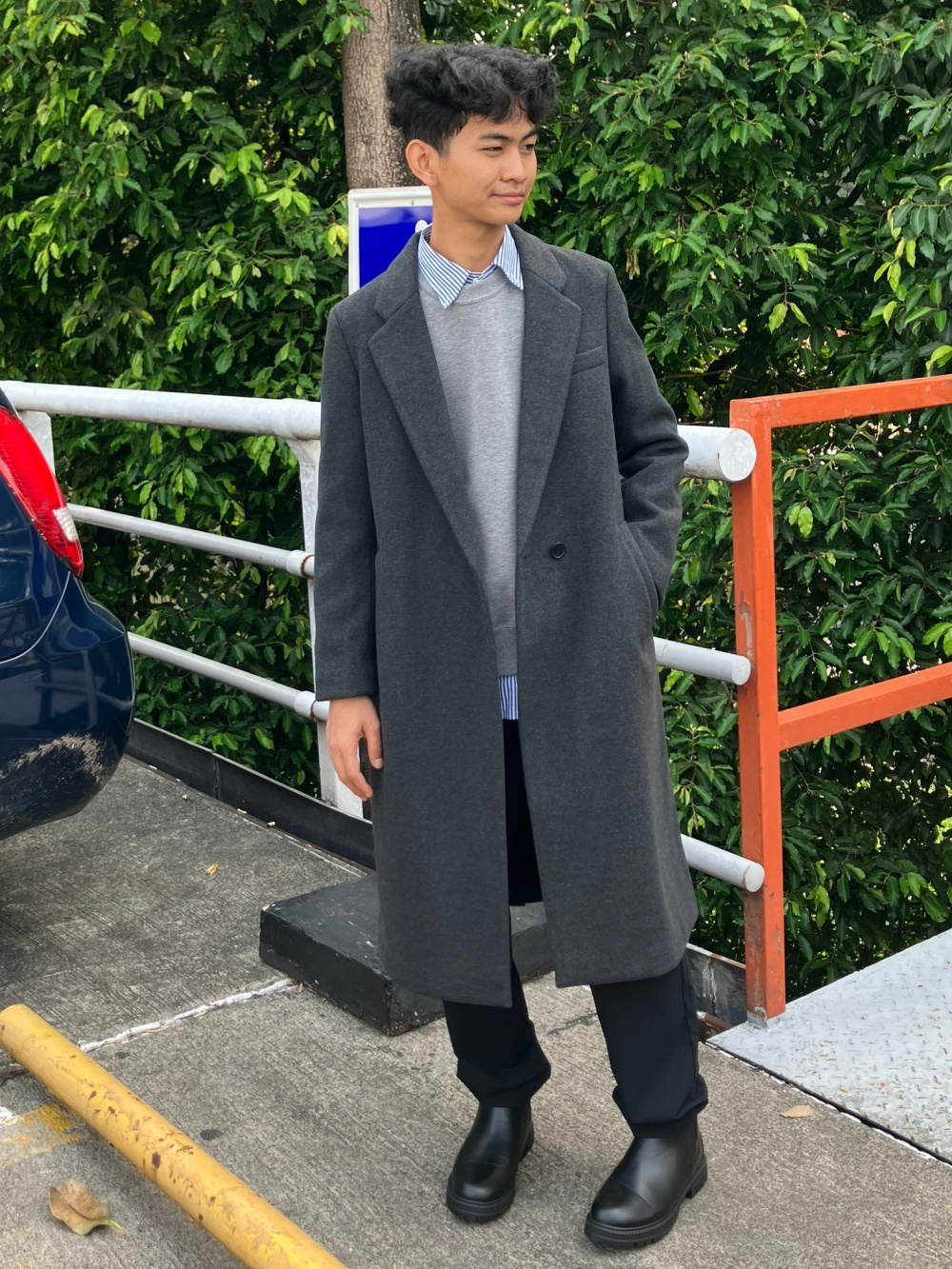 Check styling ideas for「Long Coat」| UNIQLO TH