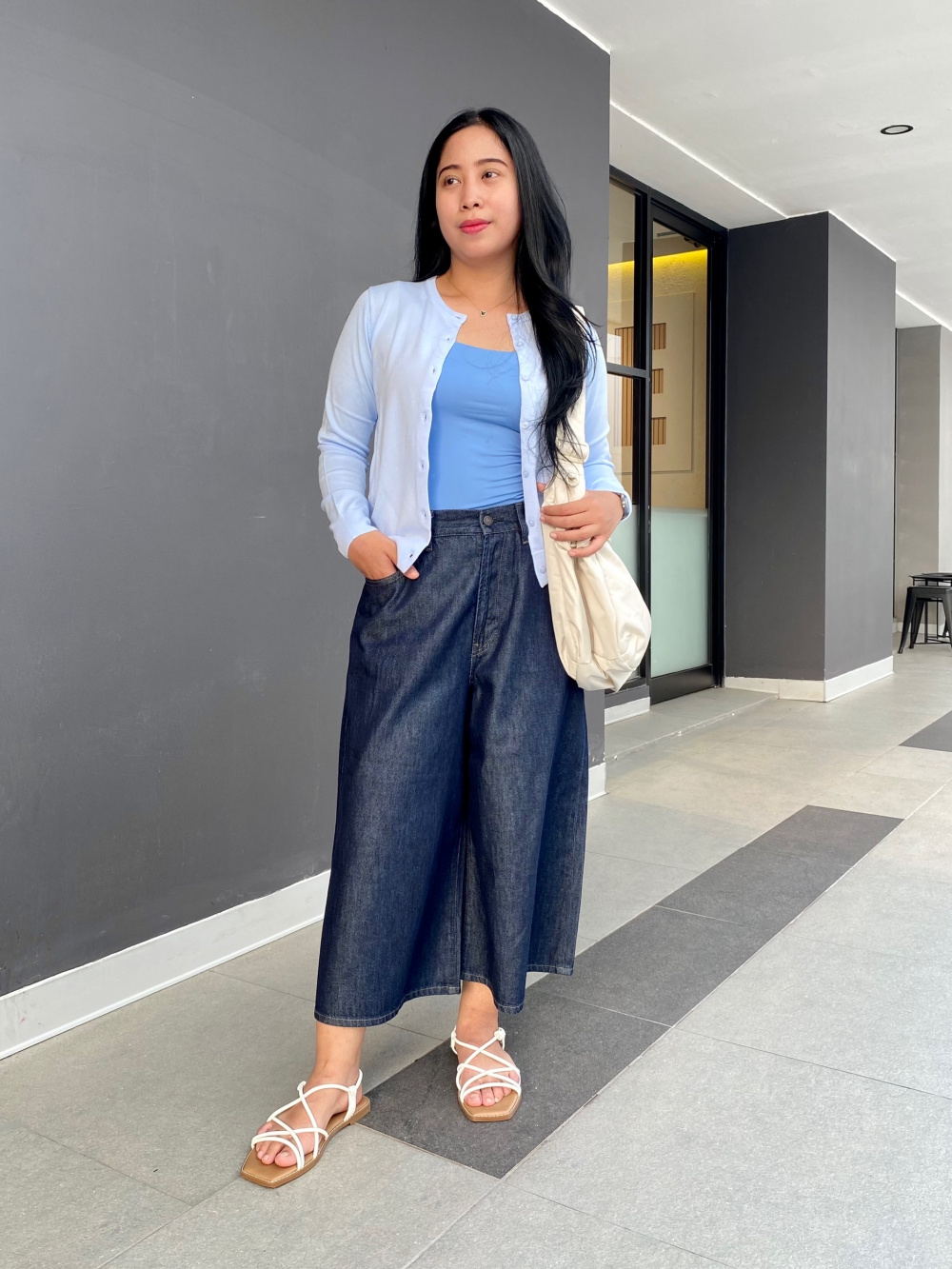 Check styling ideas forHalter Neck Dress | SleevelessUV Protection Crew  Neck Cardigan| UNIQLO ID
