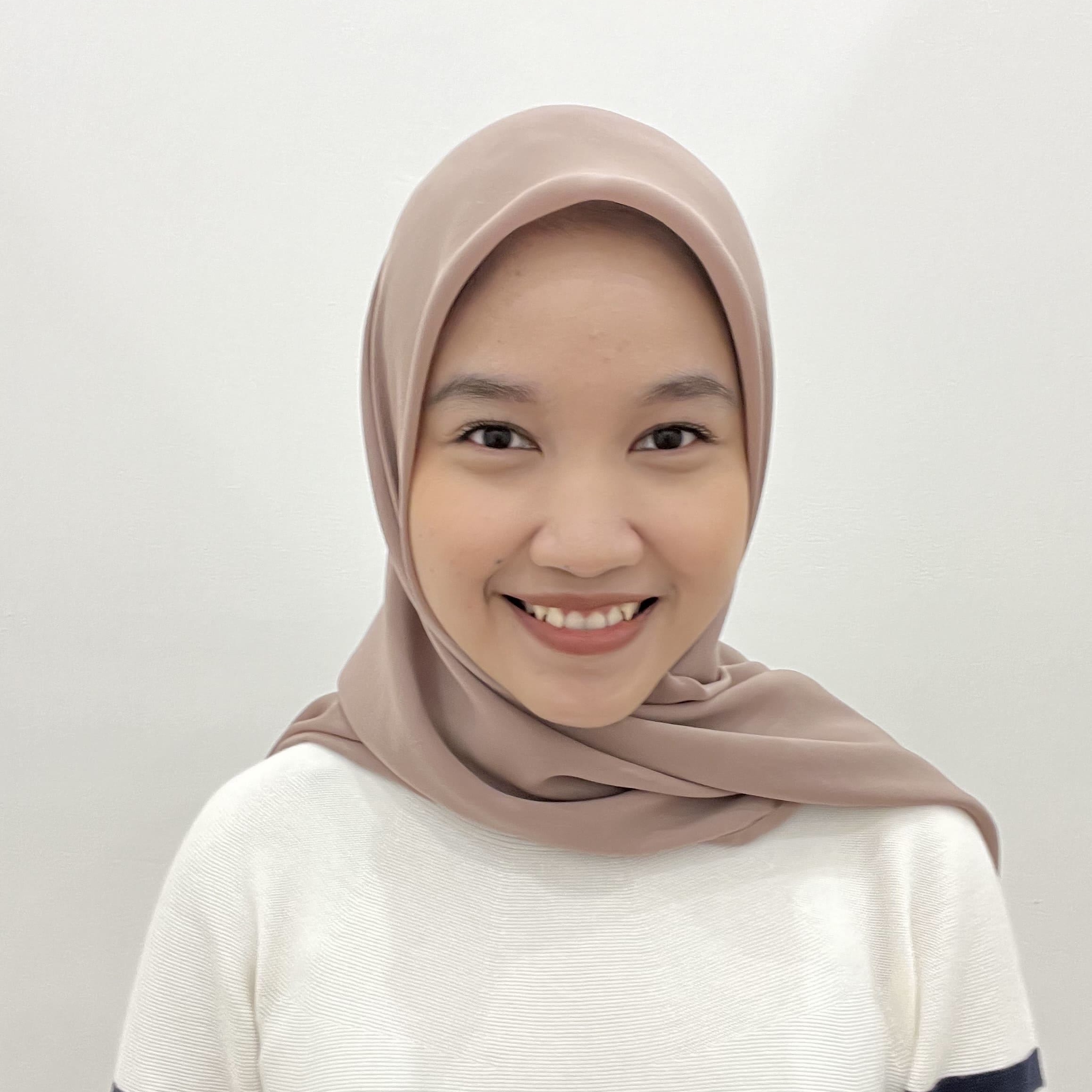  carmila aeon mall sentul city uniqlo th