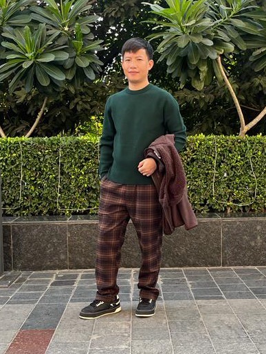 Check styling ideas for「Cashmere Scarf、Flannel Easy Ankle Pants」