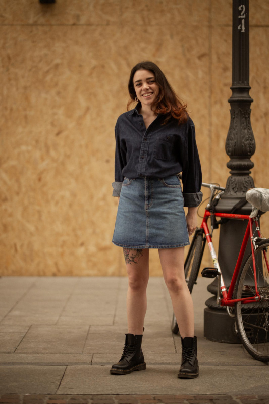 Denim skirt outlet black tights outfit