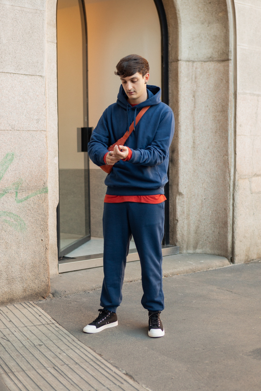 Check styling ideas for「SWEATPANTS」