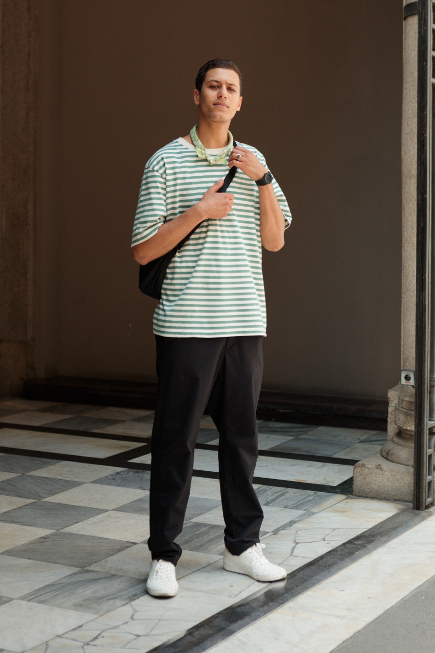 Check styling ideas for「AIRism Regular Collar Polo Shirt、AirSense Relaxed  Pants (Ultra Light Relaxed Pants)」