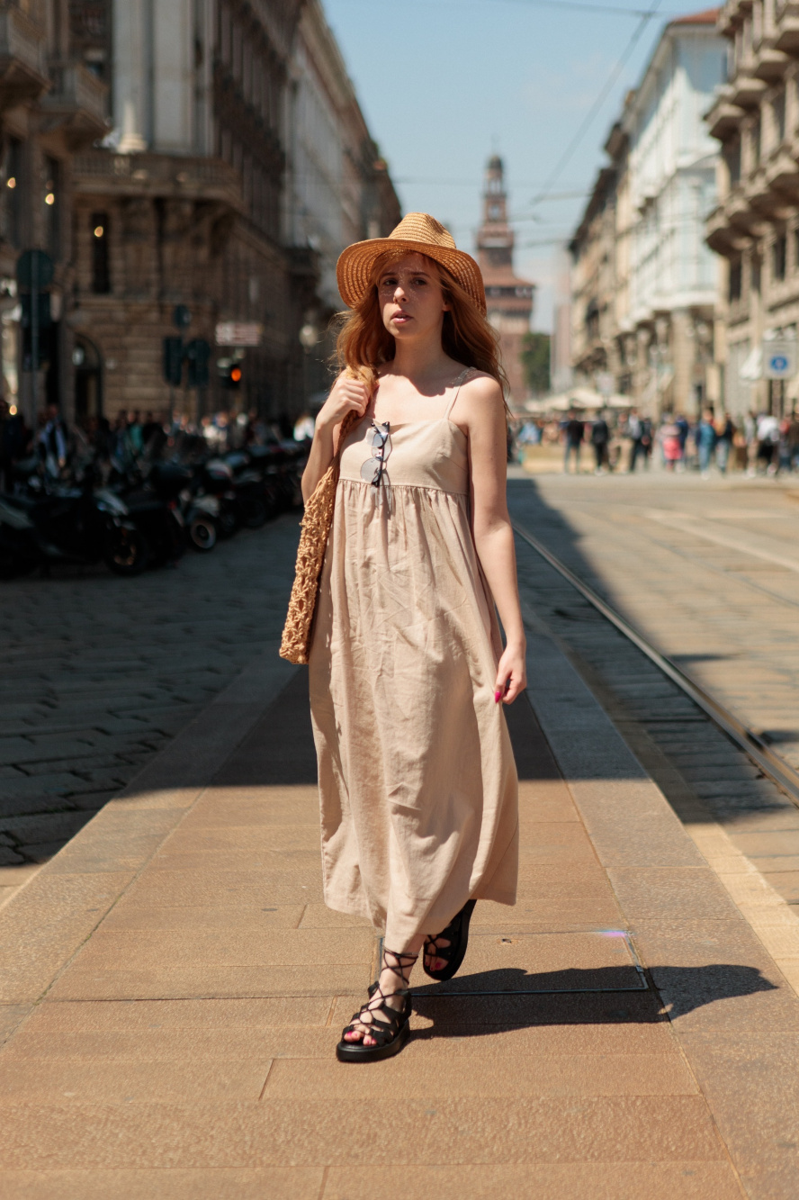 Check styling ideas for「LINEN BLEND GATHERED CAMISOLE DRESS