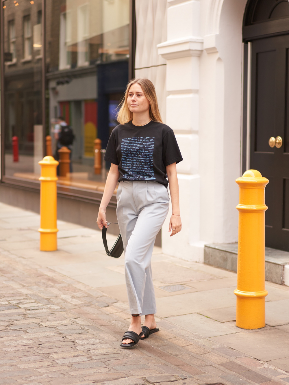 Few ideas on how to style the UNIQLO pleated wide pants #fyp #fashiont